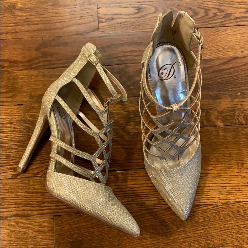 Heels size 7